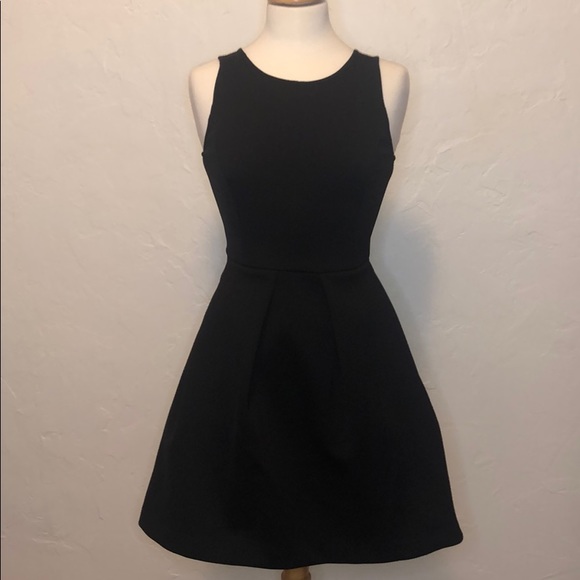 Madewell Neoprene Boxpleat Black Sleeveless Dress size 0 - Picture 2 of 5